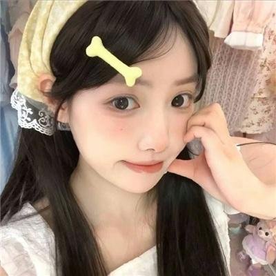 商谍